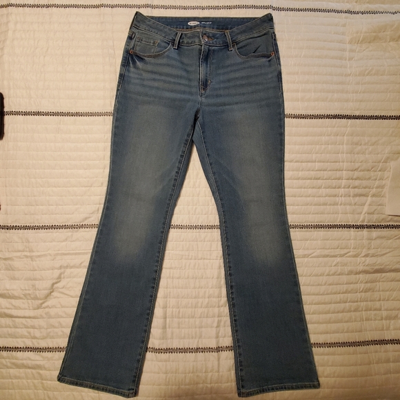 Old Navy Kicker Boot-cut Mid Rise Flare Jeans Size 8 Short - Picture 2 of 13
